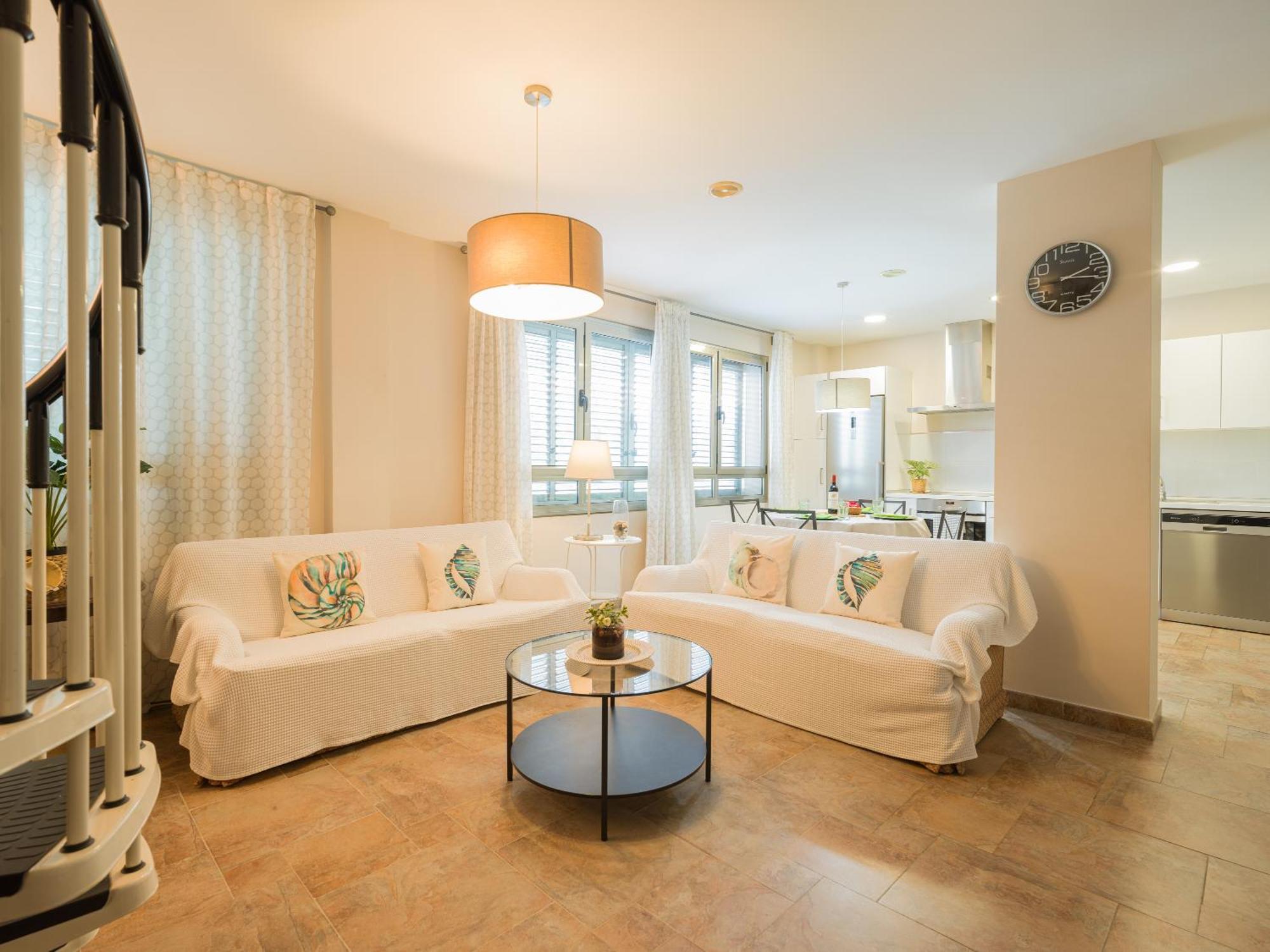 City Family Avatar Duplex Near The Beach Las Palmas de Gran Canaria Exteriör bild